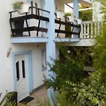 In With Sea View, Terrace, Air Conditioning, Wi-fi Daire