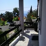 In With Sea View, Terrace, Air Conditioning, Wi-fi Daire Novi Vinodolski