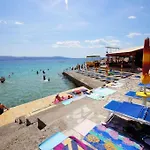 In With Sea View, Terrace, Air Conditioning, Wi-fi *