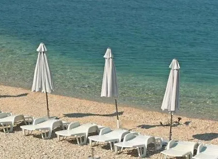 Apartment In With Sea View, Terrace, Air Conditioning, Wi-fi *