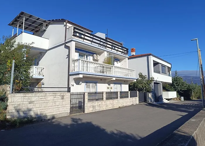 아파트 In With Sea View, Terrace, Air Conditioning, Wi-fi *