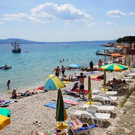 In With Sea View, Terrace, Air Conditioning, Wi-fi Apartment Novi Vinodolski