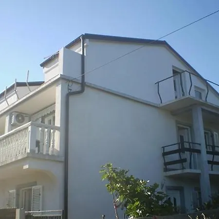 Apartment In With Sea View, Terrace, Air Conditioning, Wi-fi Novi Vinodolski