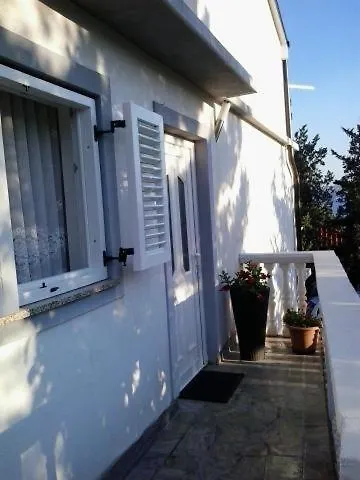 Lejlighed In With Sea View, Terrace, Air Conditioning, Wi-fi