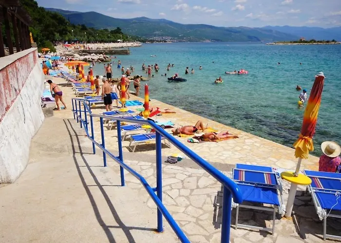 In With Sea View, Terrace, Air Conditioning, Wi-fi * Novi Vinodolski